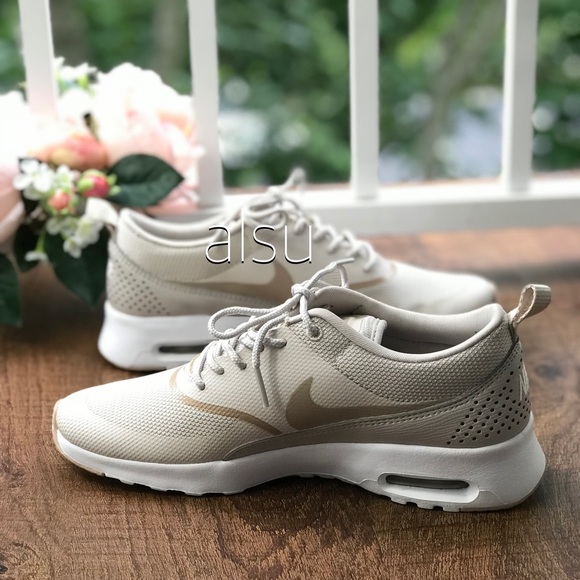 NWT Nike Air Max Thea PRM Milk Chocolate 🍫WMNS - Picture 6 of 8